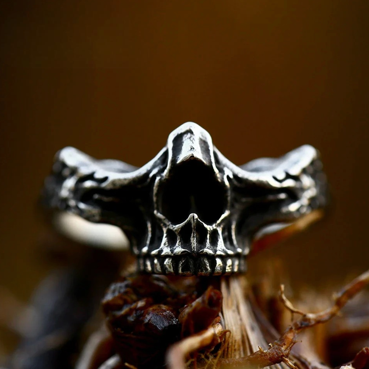 Chomp Ring