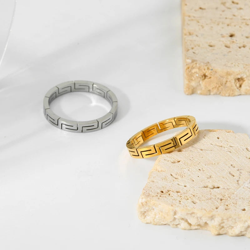 Vintage Ring - Roman