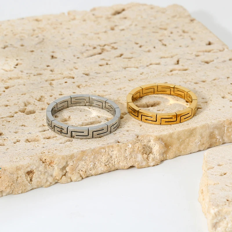 Vintage Ring - Roman